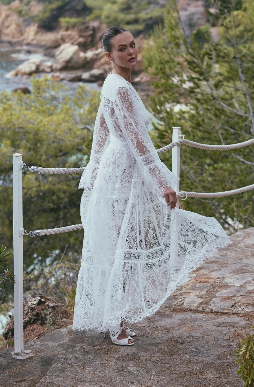 Déshabillé long romantique Angèle en dentelle blanche - Image 2