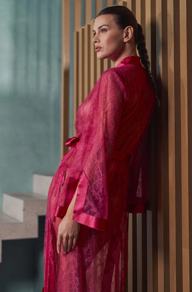 Kimono long en dentelle rose Brooke - Image 2