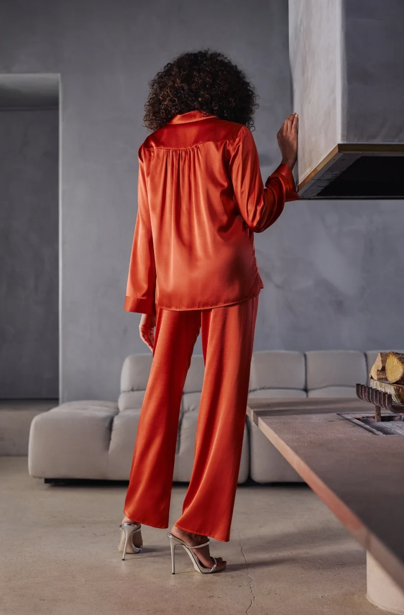 Pyjama Bonnie en satin rouge - Image 3