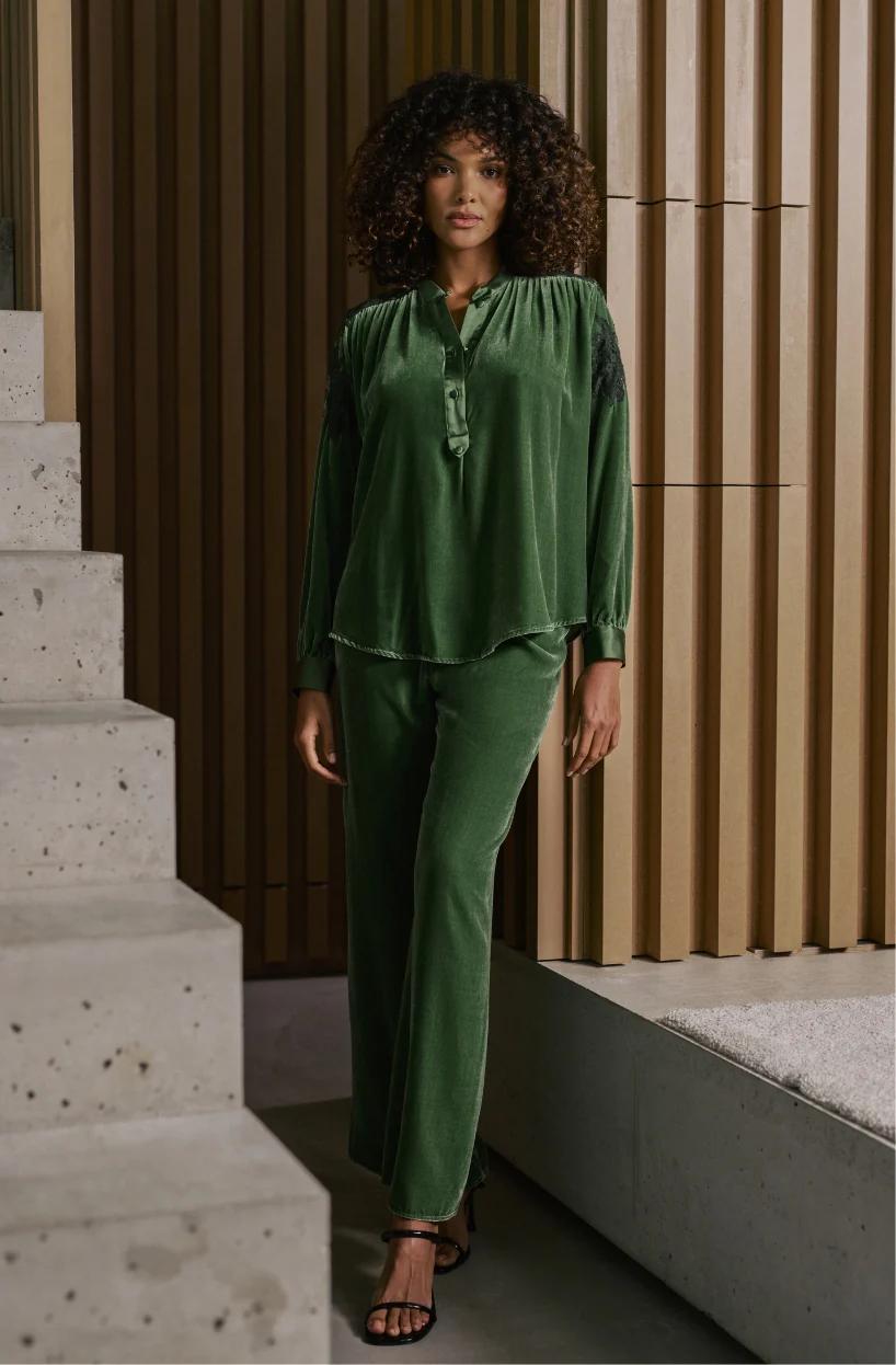 Pyjama Bruna en velours et dentelle verte - Image 3