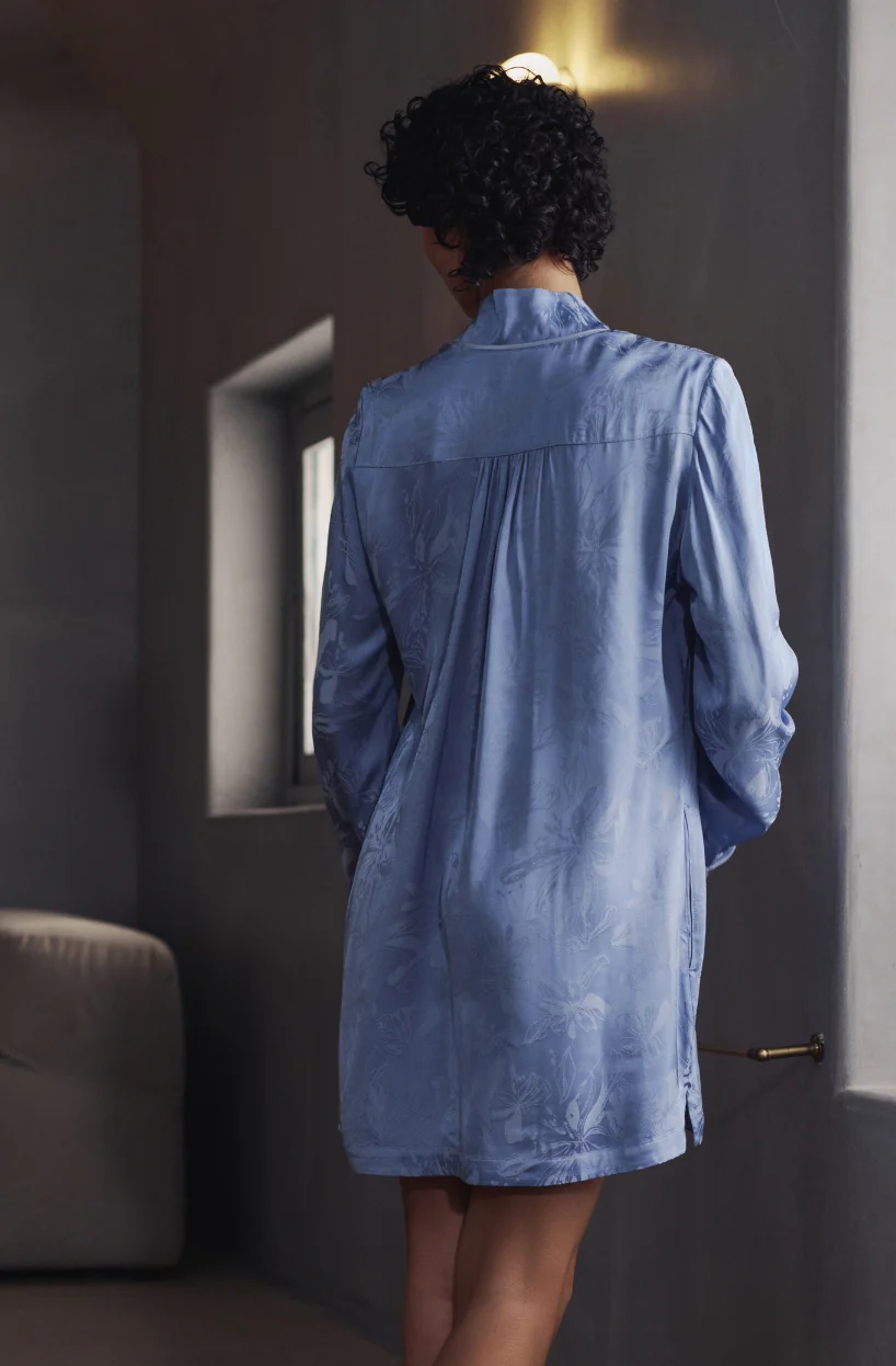Robe Béatrice en satin jacquard bleu acier - Image 3